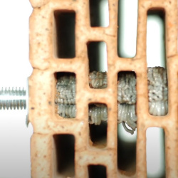 Kotvení do Porothermu a Heluzu (dutá cihla)