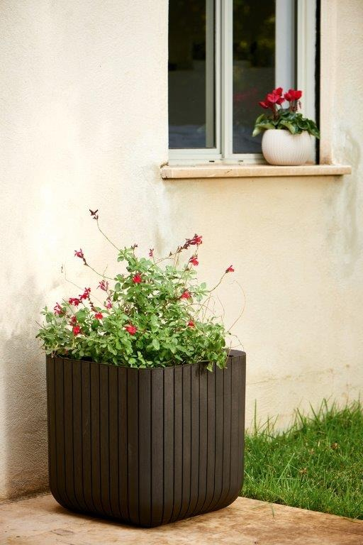 Květináč Keter Cube Planter S