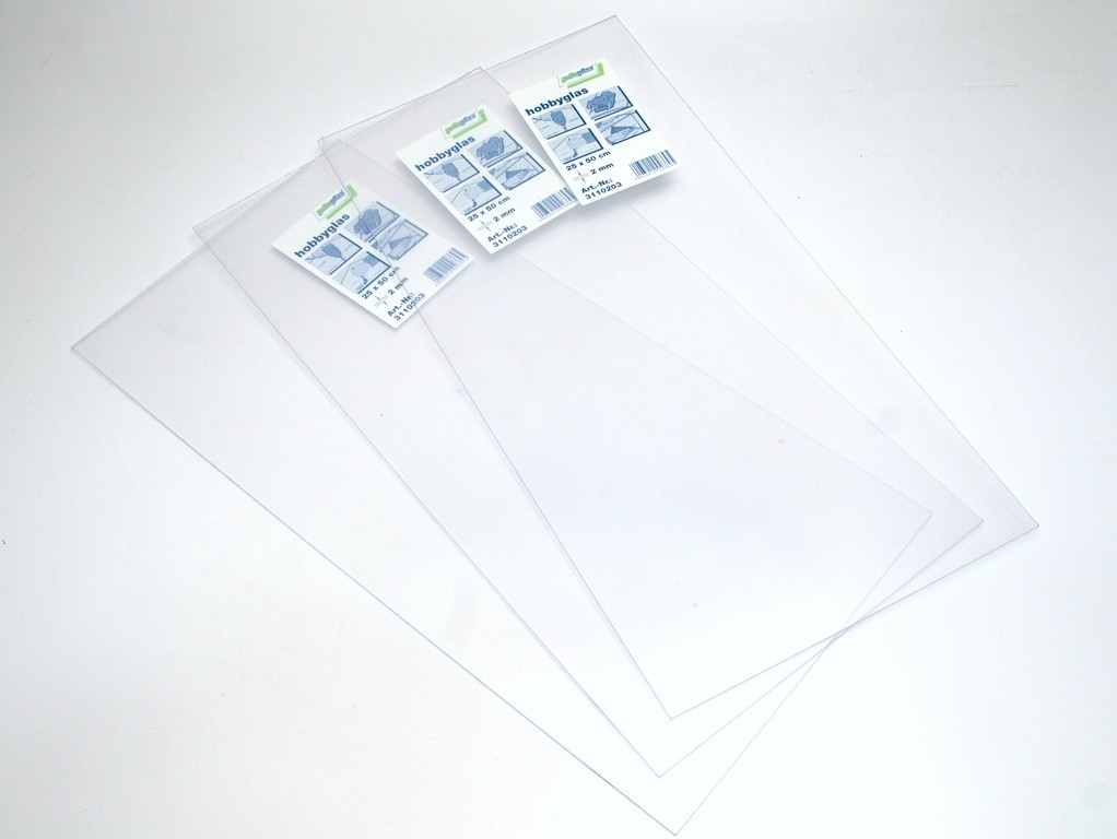 Sklo plastové obojstranne kryté PE fóliou, HOBBYGLASS 2 mm
