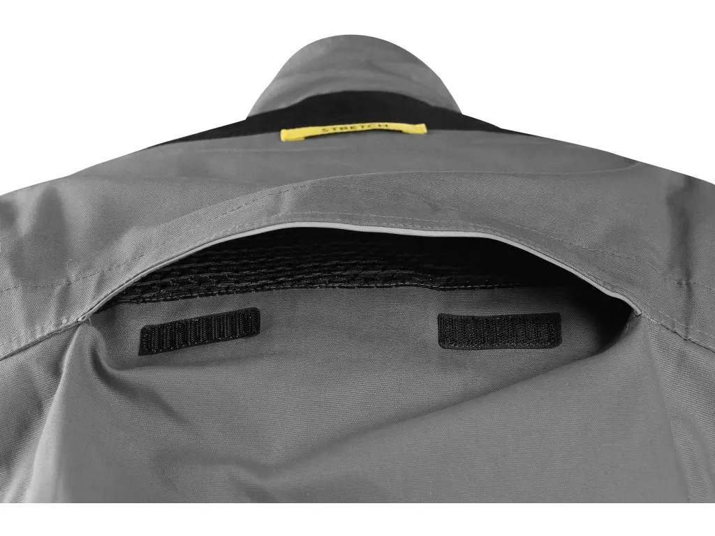 Detail odvětrání na zádech zimní pracovní blůzy CXS STRETCH