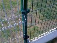 realizace plotu z plotových panelů PILOFOR
