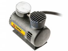 cestovní mini kompresor