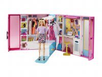 Barbie šatník snů s panenkou, Mattel