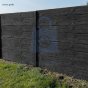 betonový plot - grafit